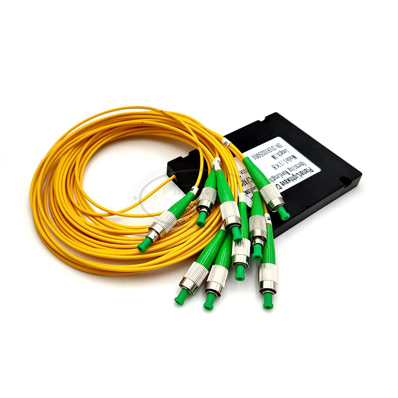 Оптический сплиттер PLC 1х4, SM, 0.9mm, 1M, миникорпус, FC/APC